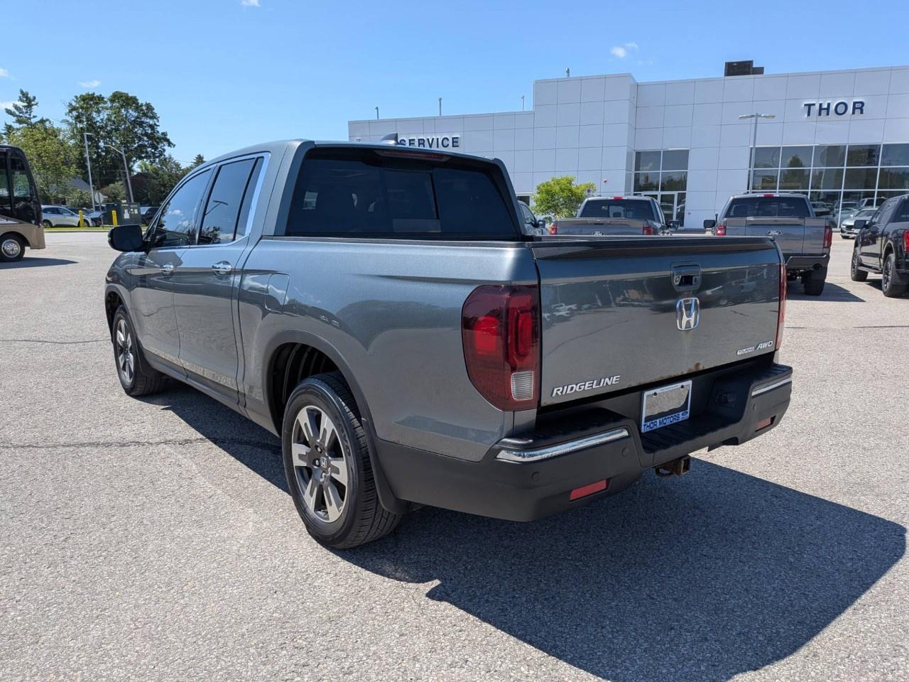 2017 Honda Ridgeline TOURING Photo