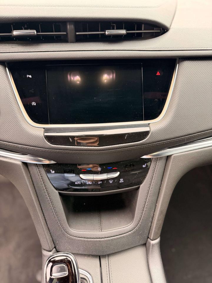 2023 Cadillac XT5 NO ACCIDNT,PANO ROOF, HUD, BOSE SPEAKERS, Photo