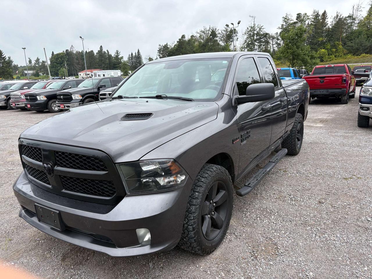 2019 RAM 1500 Express - Htd seats Photo0