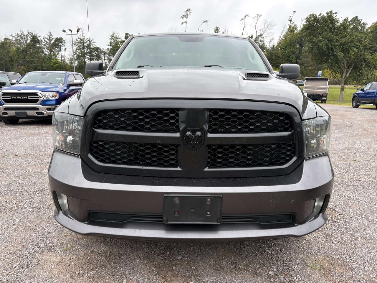 2019 RAM 1500 Express - Htd seats Photo