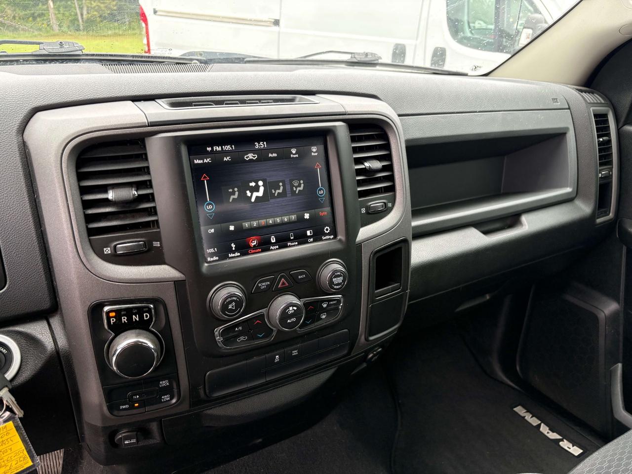 2019 RAM 1500 Express - Htd seats Photo