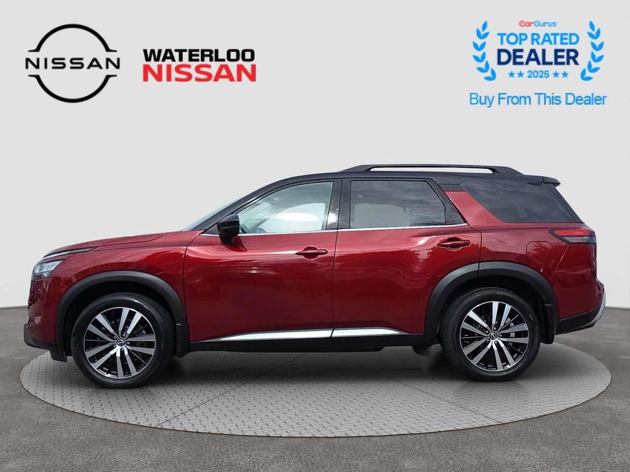 2023 Nissan Pathfinder Platinum Photo