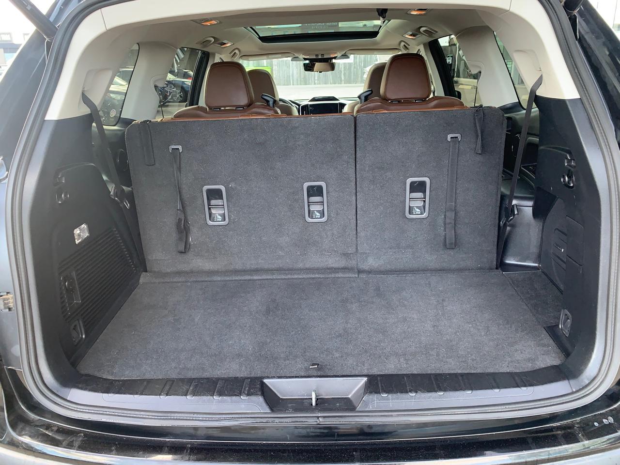 2023 Subaru ASCENT Premier 7-Passenger (CVT) 4dr All-Wheel Drive Photo