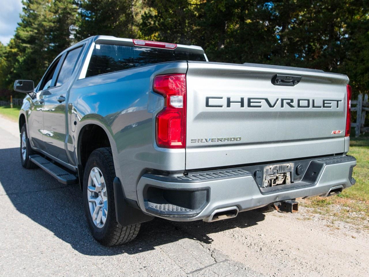 2023 Chevrolet Silverado 1500 Crew Cab Short Box 4-Wheel Drive RST Photo