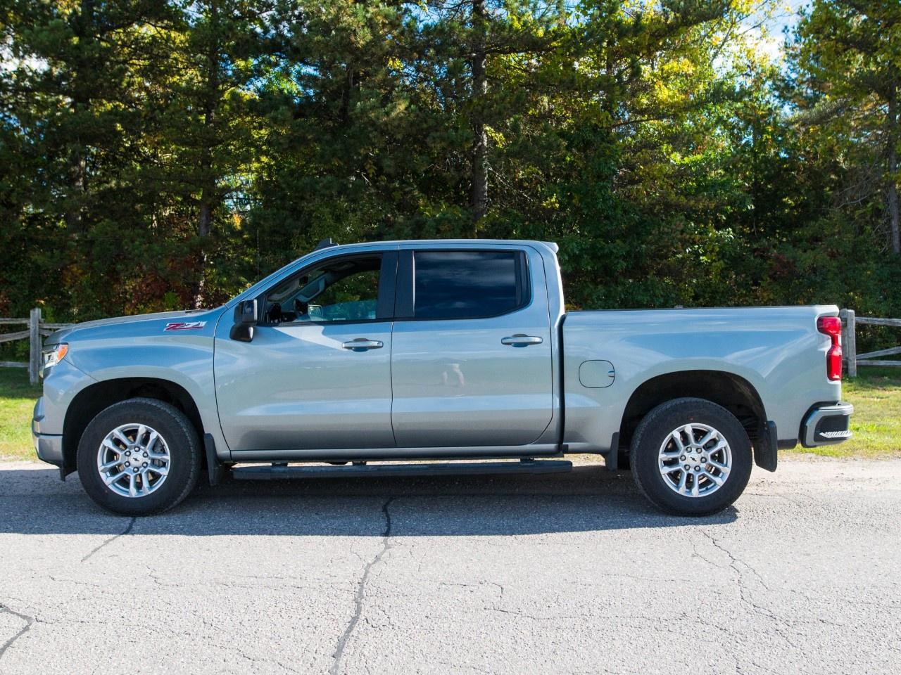 2023 Chevrolet Silverado 1500 Crew Cab Short Box 4-Wheel Drive RST Photo