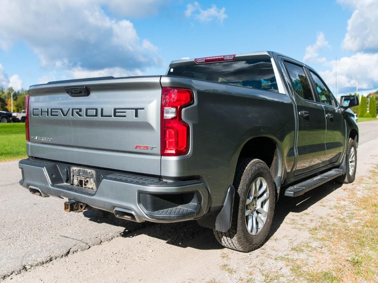 2023 Chevrolet Silverado 1500 Crew Cab Short Box 4-Wheel Drive RST Photo