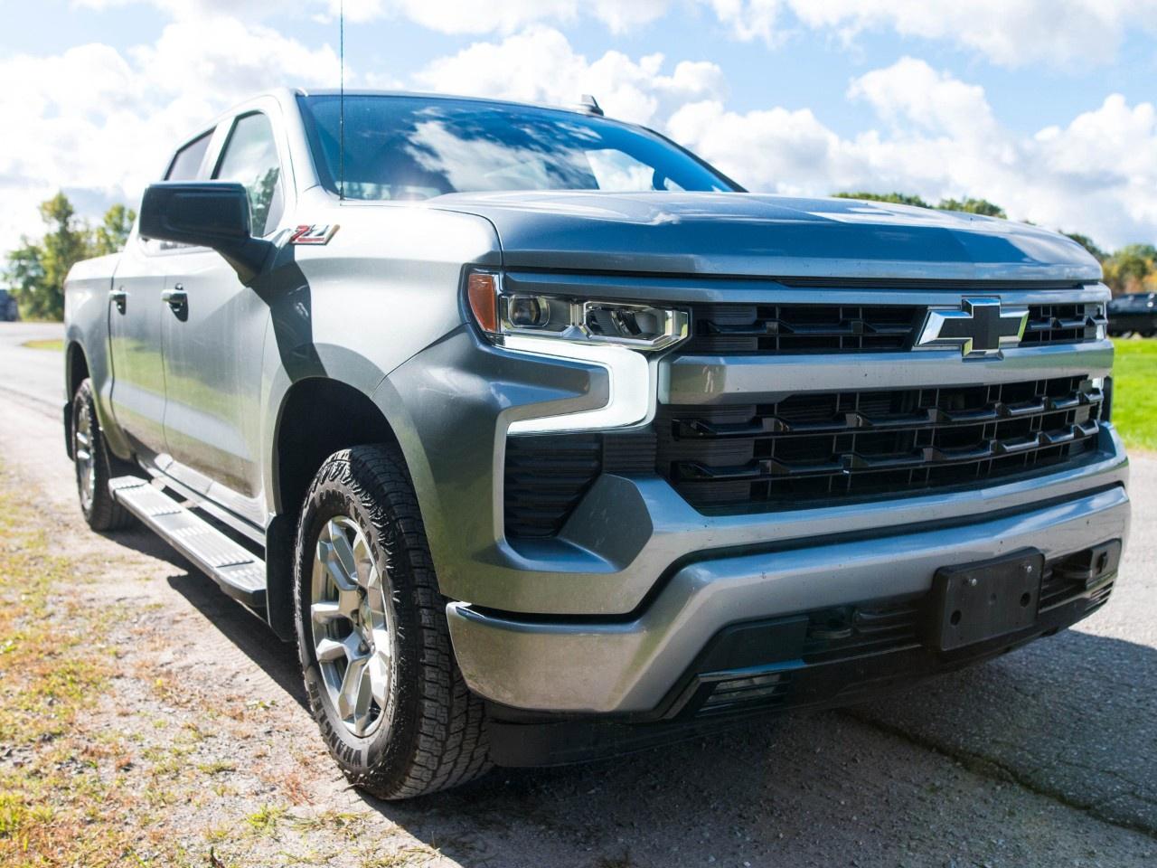 2023 Chevrolet Silverado 1500 Crew Cab Short Box 4-Wheel Drive RST Photo