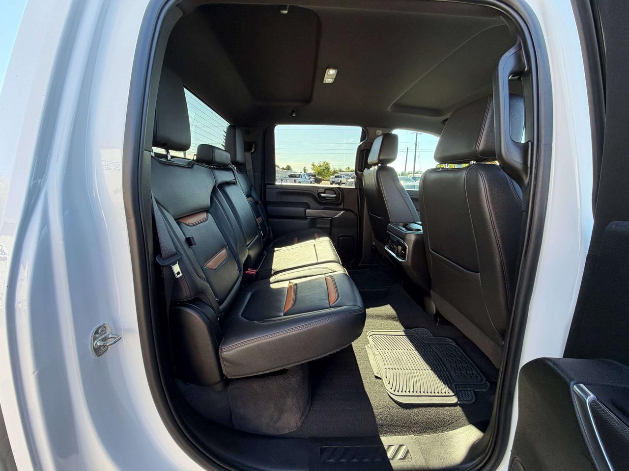 2022 GMC SIERRA 2500HD AT4 Photo
