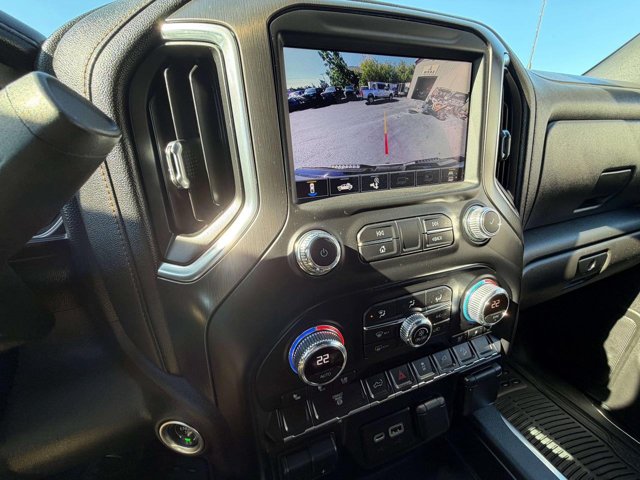 2022 GMC SIERRA 2500HD AT4 Photo
