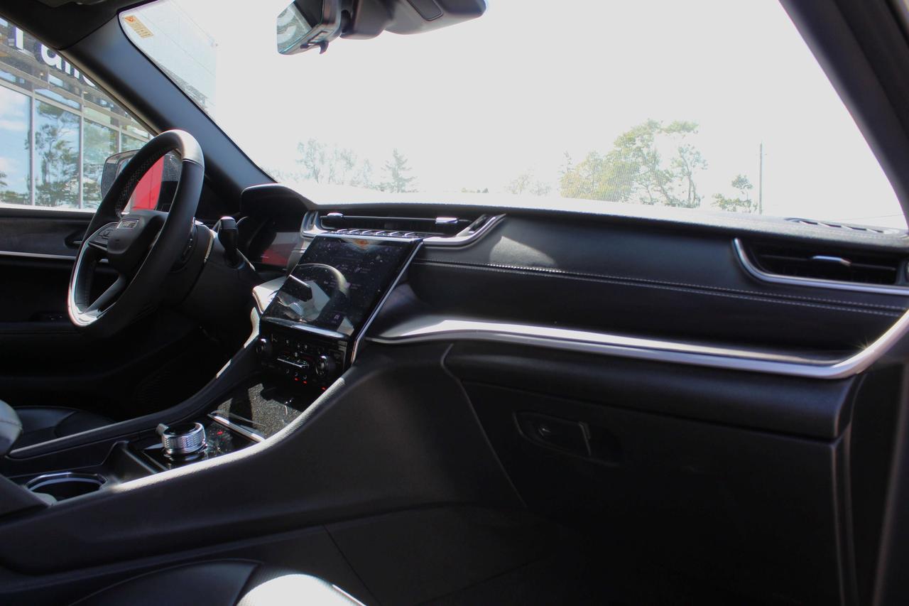 2025 Jeep Grand Cherokee Limited Photo