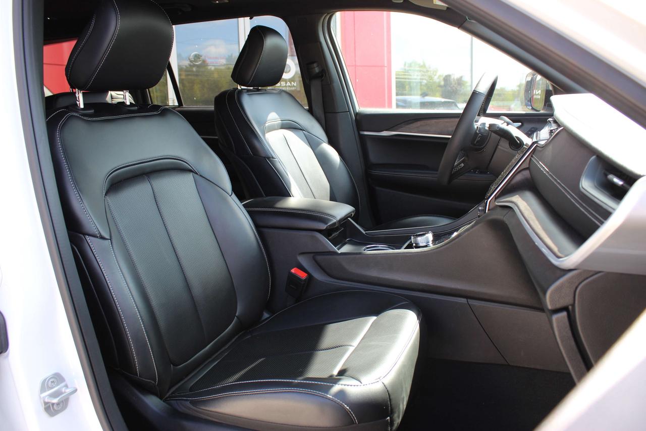 2025 Jeep Grand Cherokee Limited Photo