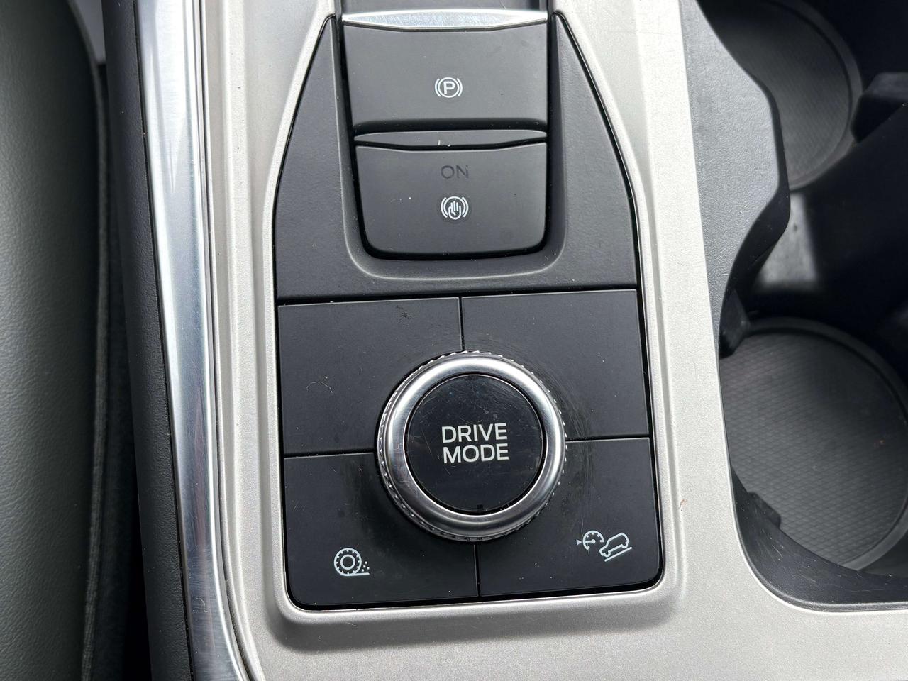 2022 Ford Explorer Timberline 4WD   Nav.   Pano Roof   Heated Seats Photo