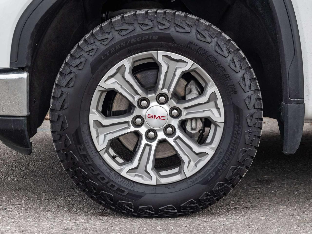 2023 GMC Sierra 1500 SLE Photo3