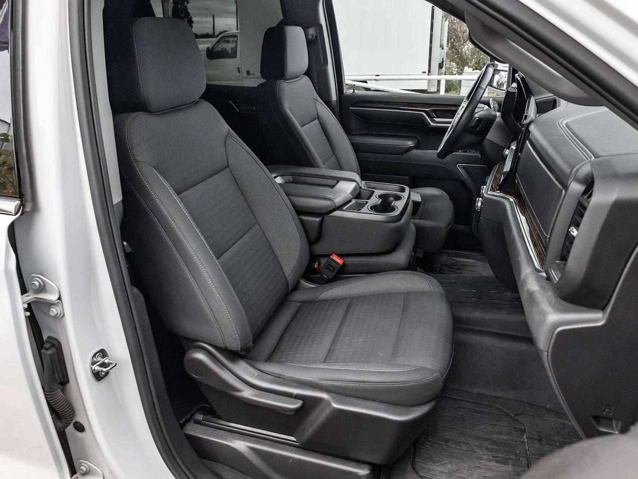 2023 GMC Sierra 1500 SLE Photo