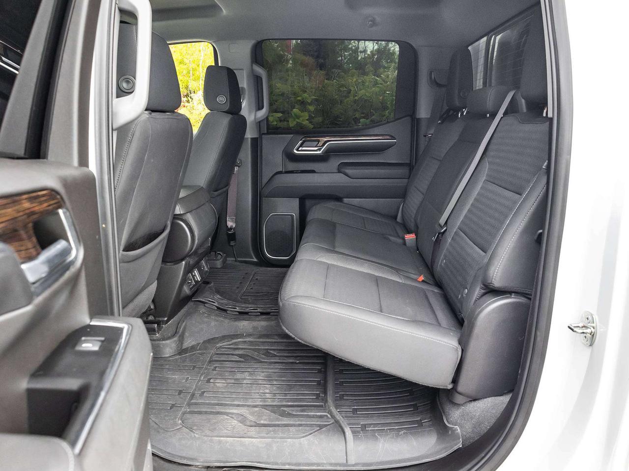 2023 GMC Sierra 1500 SLE Photo