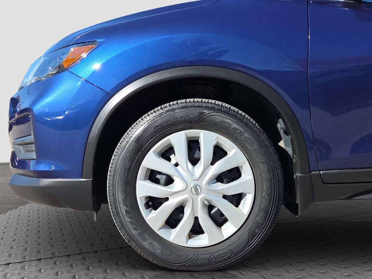 2019 Nissan Rogue S Photo