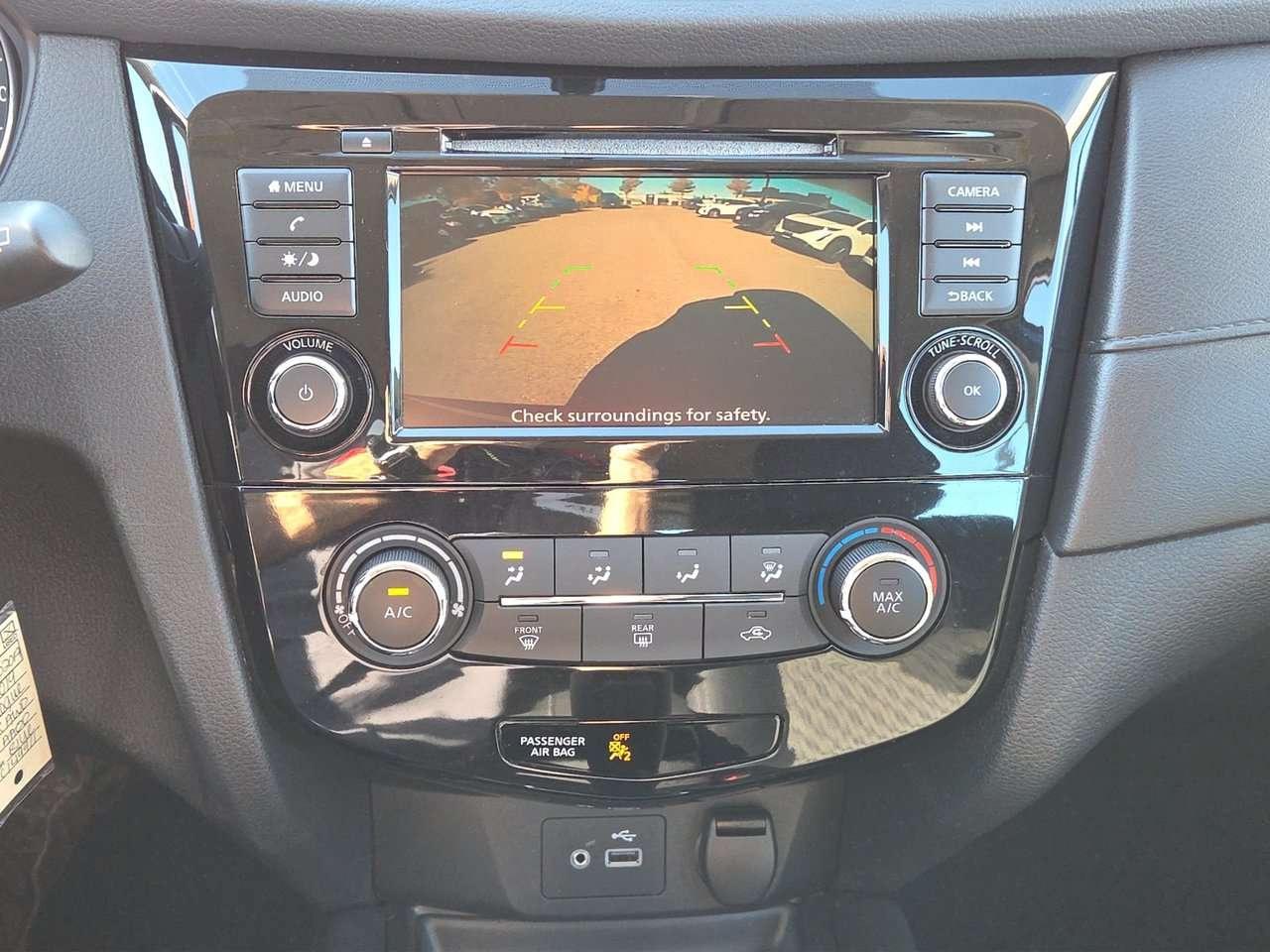 2019 Nissan Rogue S Photo