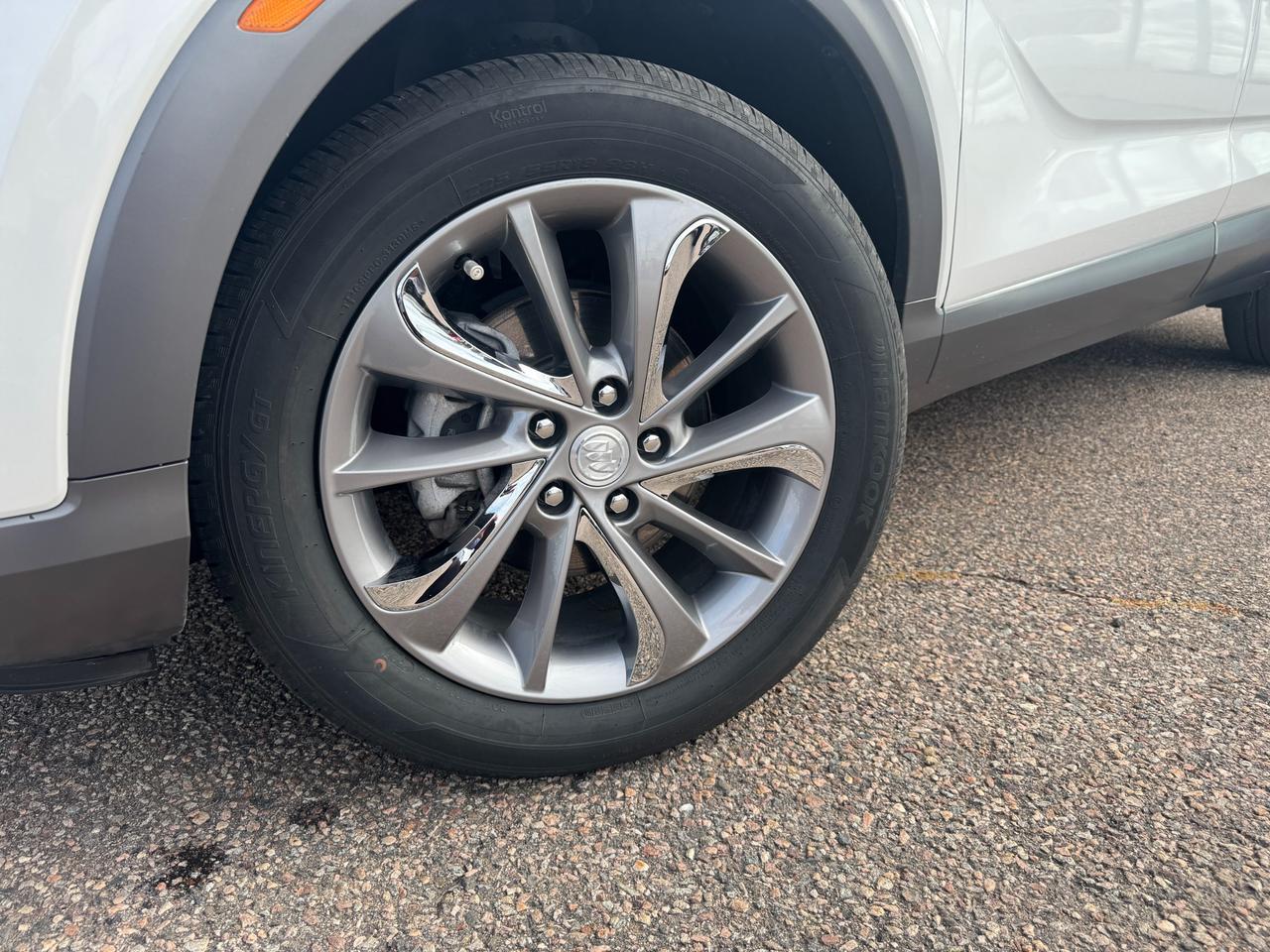 2022 Buick Encore GX Essence All-Wheel Drive Photo