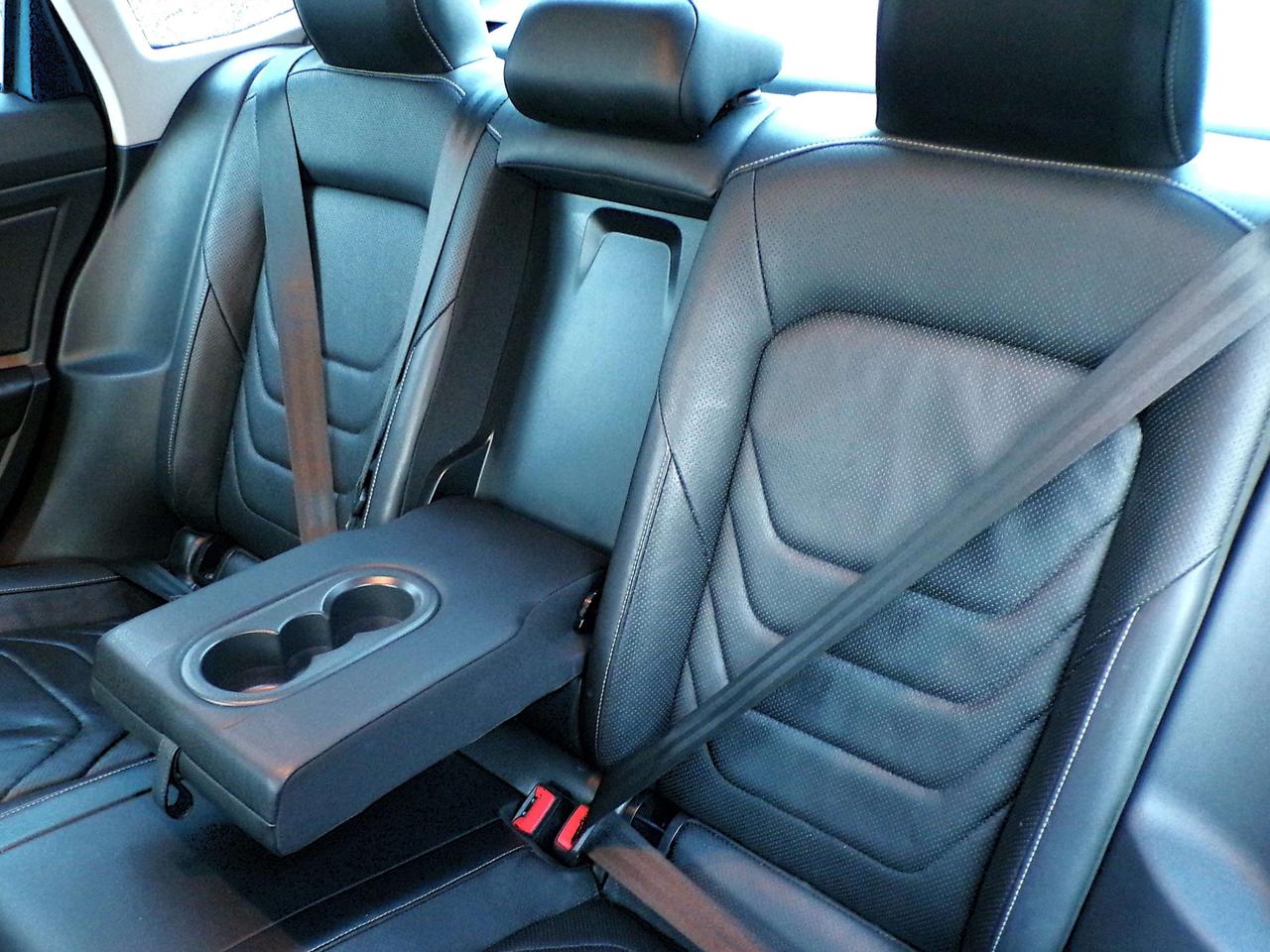 2019 Volkswagen Jetta 1.4L EXECLINE BSM LKA CAMERA SUNROOF APPLE CARPLAY Photo