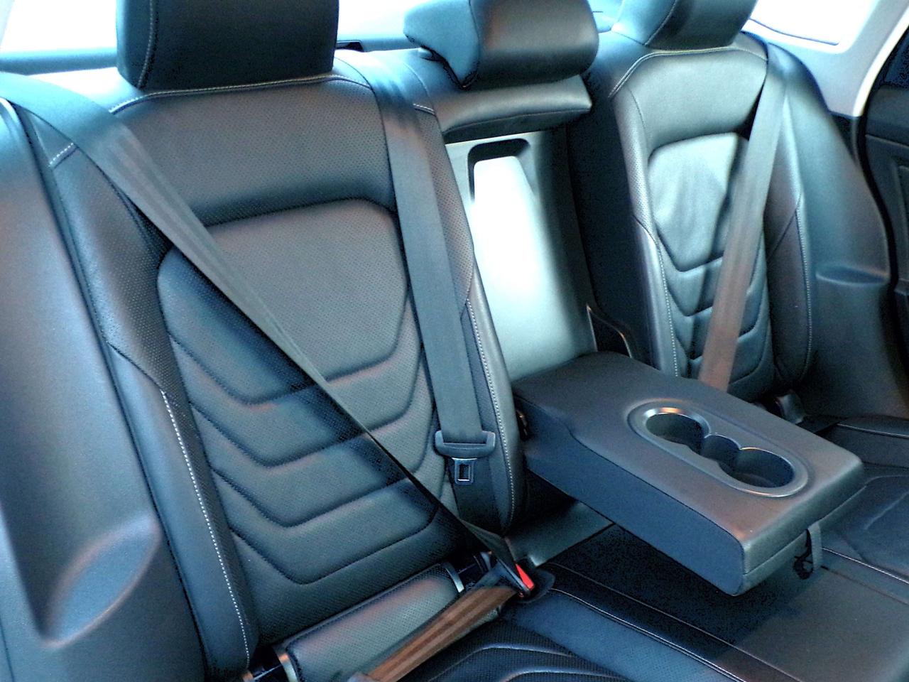 2019 Volkswagen Jetta 1.4L EXECLINE BSM LKA CAMERA SUNROOF APPLE CARPLAY Photo