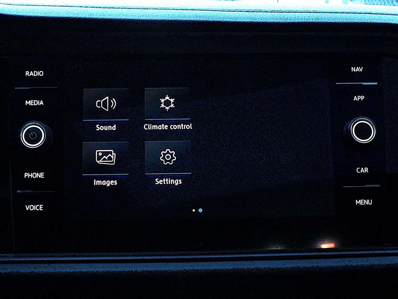 2019 Volkswagen Jetta 1.4L EXECLINE BSM LKA CAMERA SUNROOF APPLE CARPLAY Photo