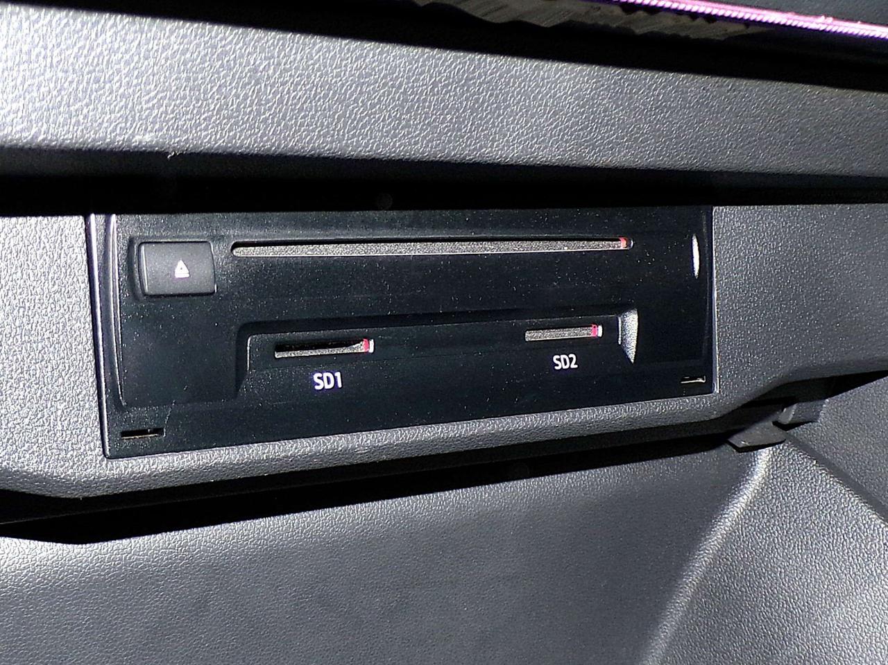 2019 Volkswagen Jetta 1.4L EXECLINE BSM LKA CAMERA SUNROOF APPLE CARPLAY Photo