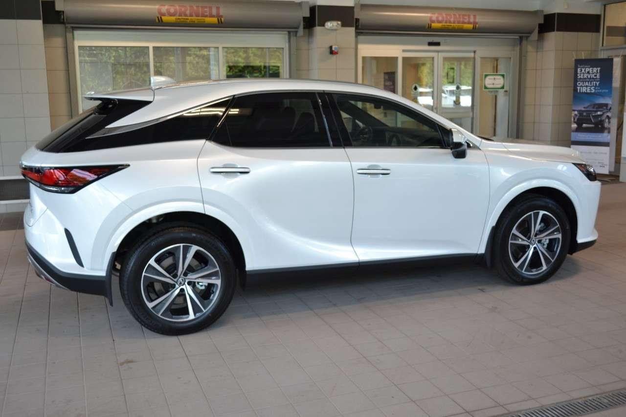 2026 Lexus RX RX 350 AWD Photo4