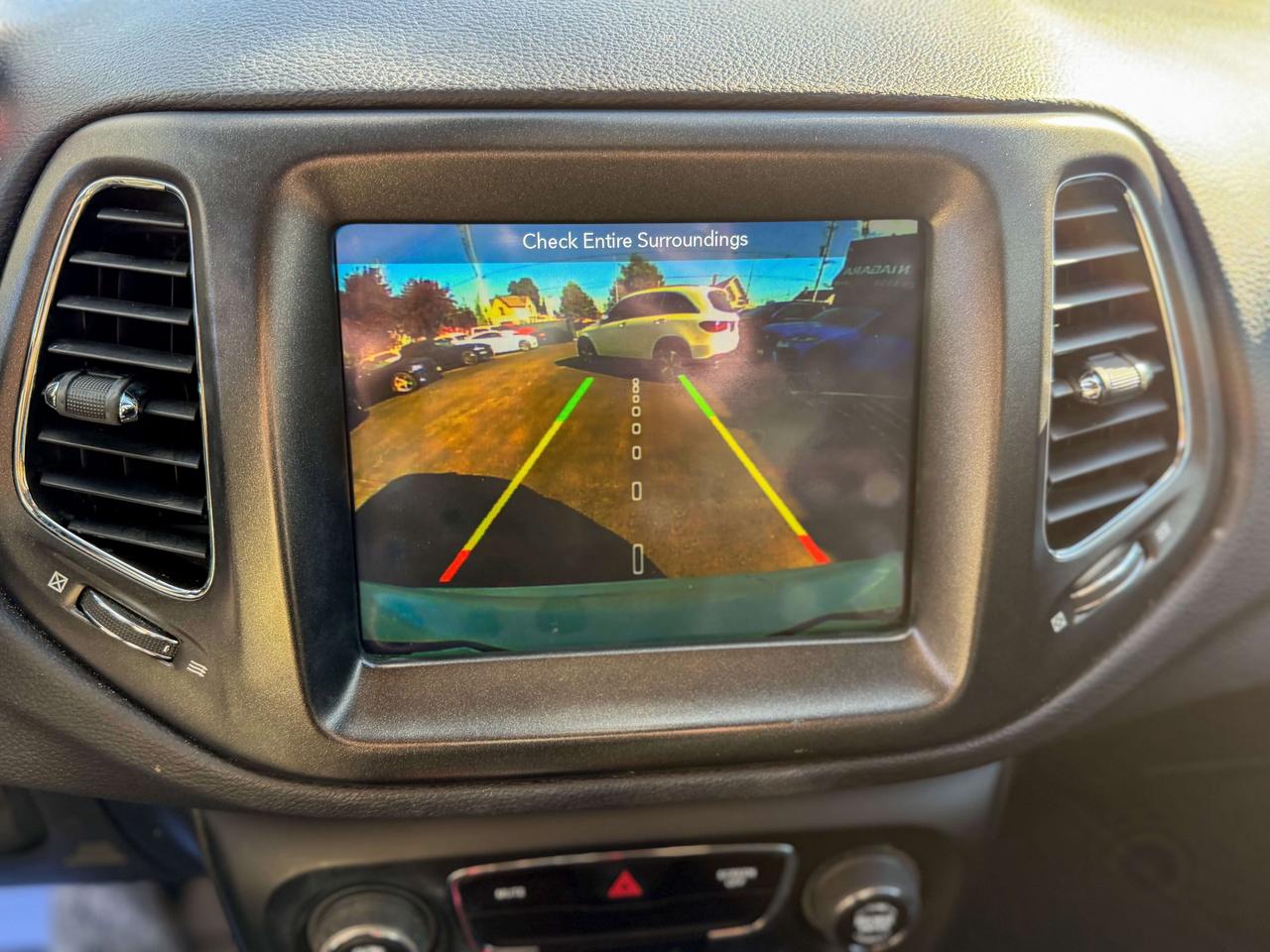 2018 Jeep Compass ONE OWNER/TRAILHAWK/4X4/HEATED SEATS/NAVI/REMOTE Photo