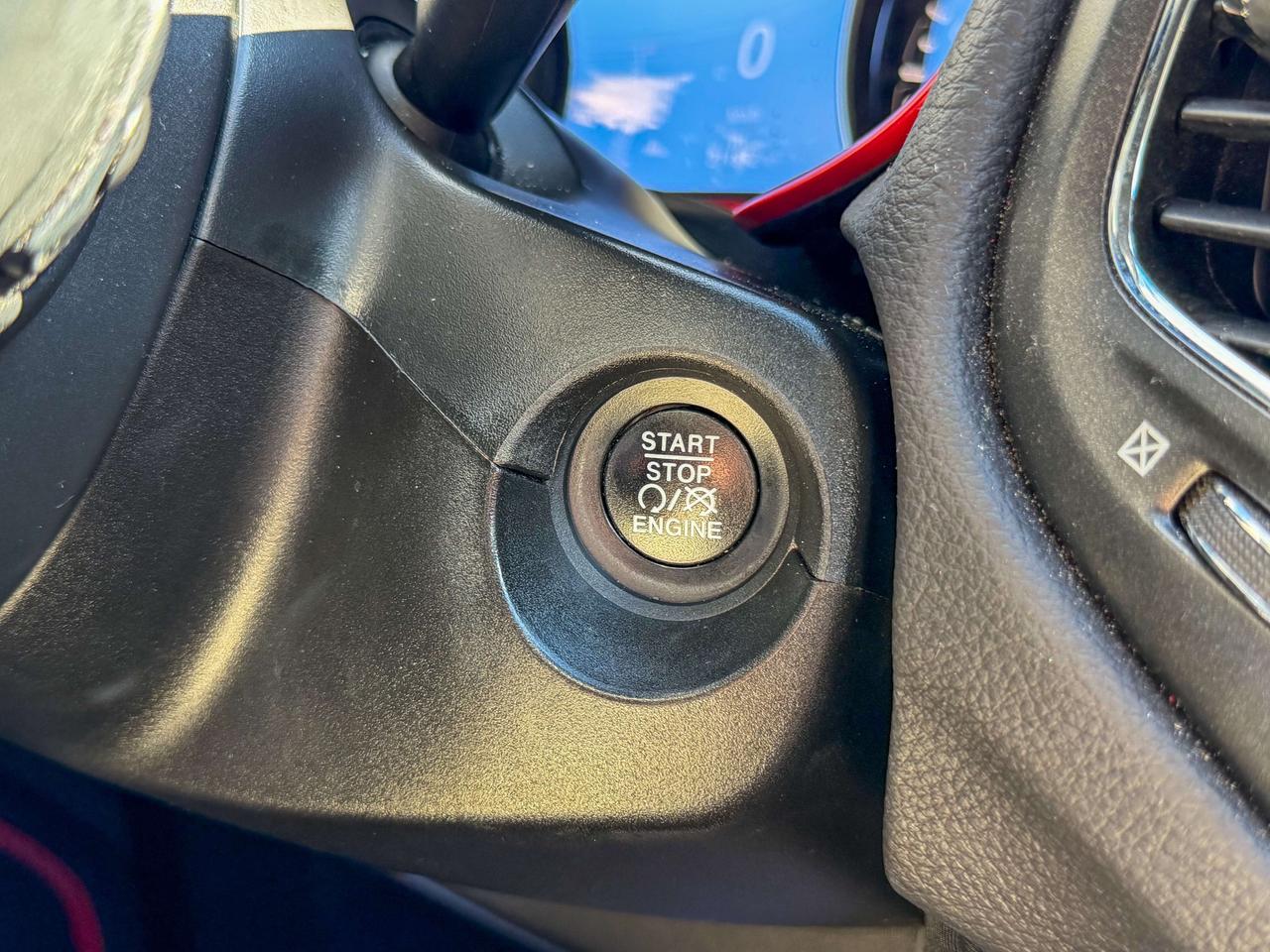 2018 Jeep Compass ONE OWNER/TRAILHAWK/4X4/HEATED SEATS/NAVI/REMOTE Photo
