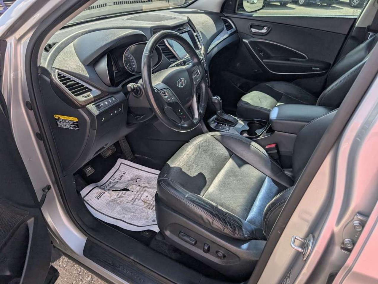 2018 Hyundai Santa Fe Luxury AWD  NAV  LEATHER   PANO ROOF   CAMERA Photo