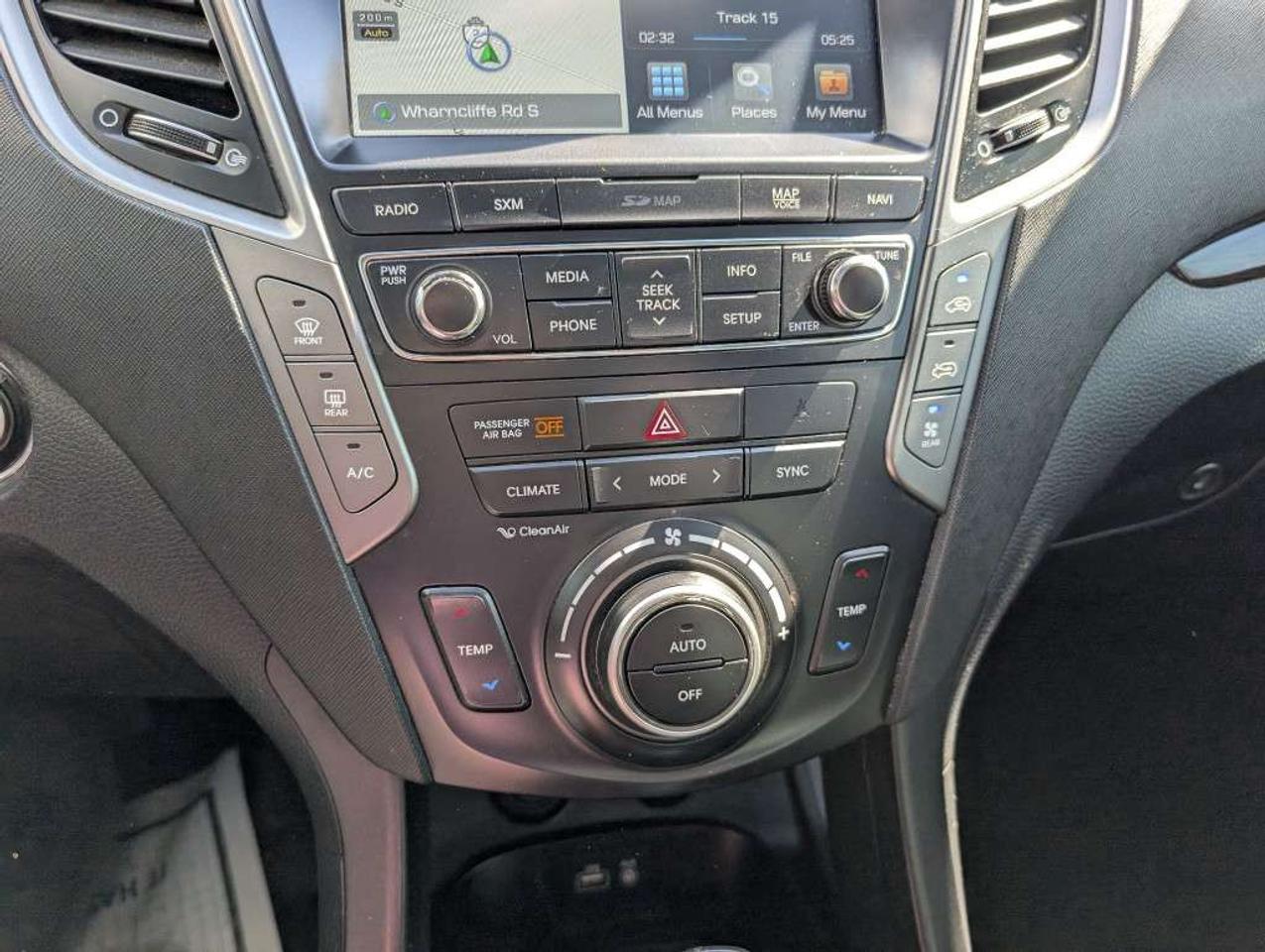 2018 Hyundai Santa Fe Luxury AWD  NAV  LEATHER   PANO ROOF   CAMERA Photo