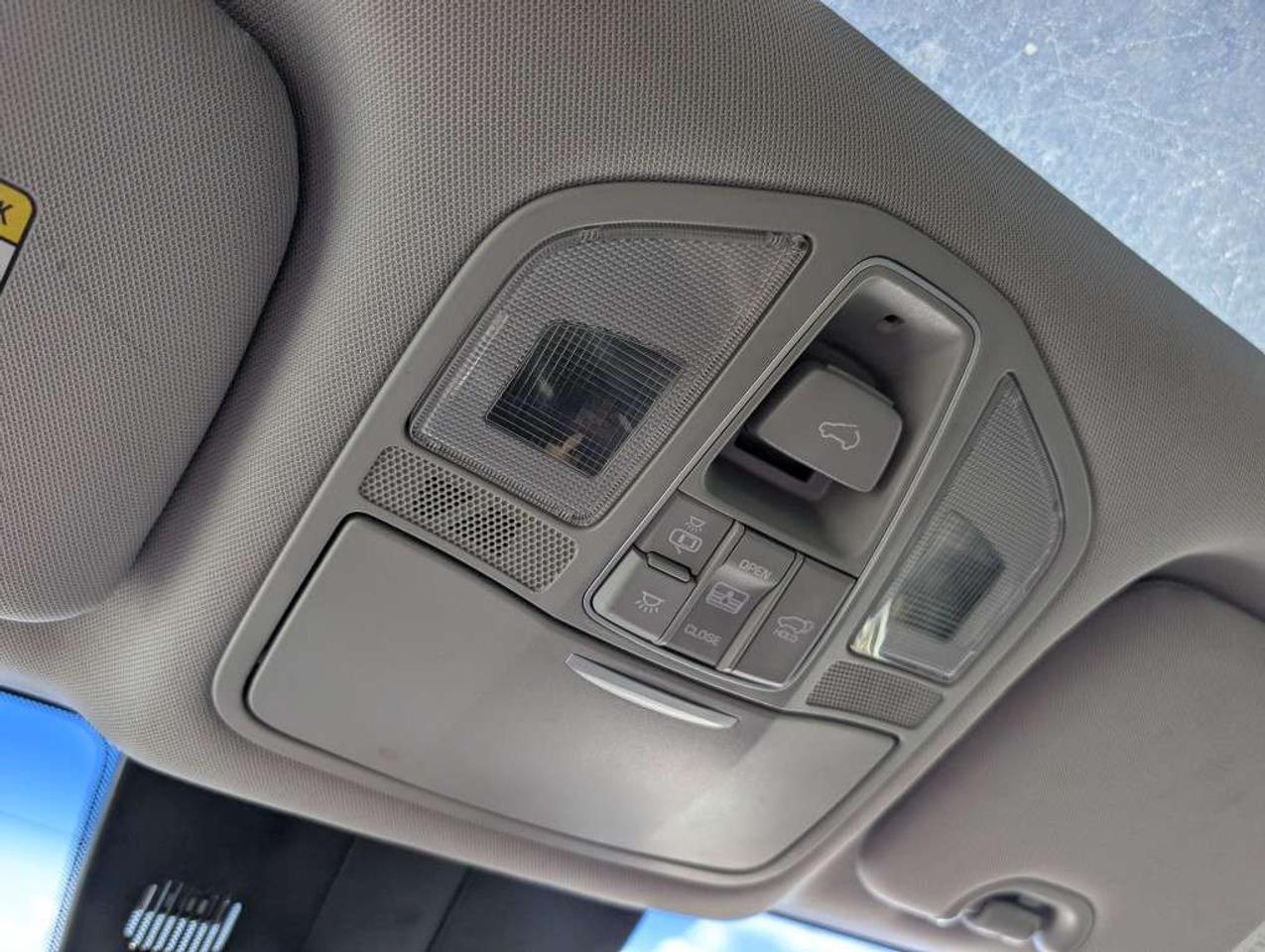 2018 Hyundai Santa Fe Luxury AWD  NAV  LEATHER   PANO ROOF   CAMERA Photo