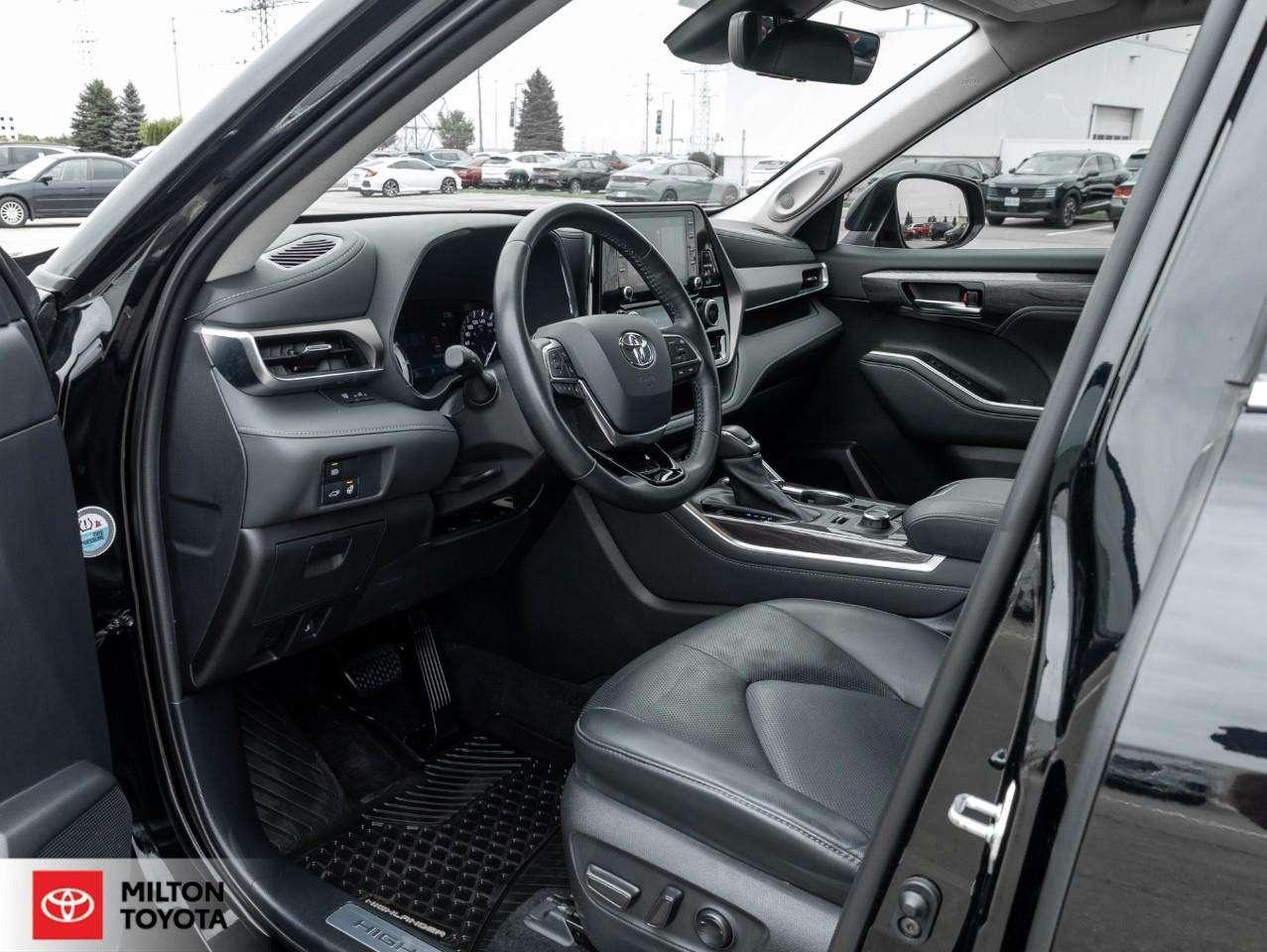 2021 Toyota Highlander LEATHER JBL SOUND NAVIGATION PANORAMIC SUNROOF ONE OWNER Limited Photo