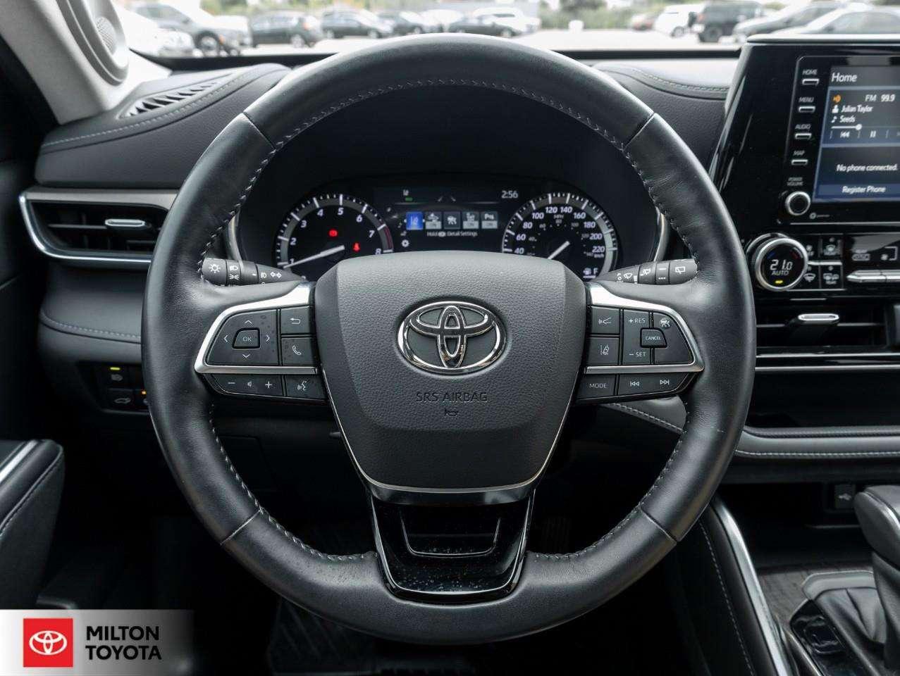 2021 Toyota Highlander LEATHER JBL SOUND NAVIGATION PANORAMIC SUNROOF ONE OWNER Limited Photo