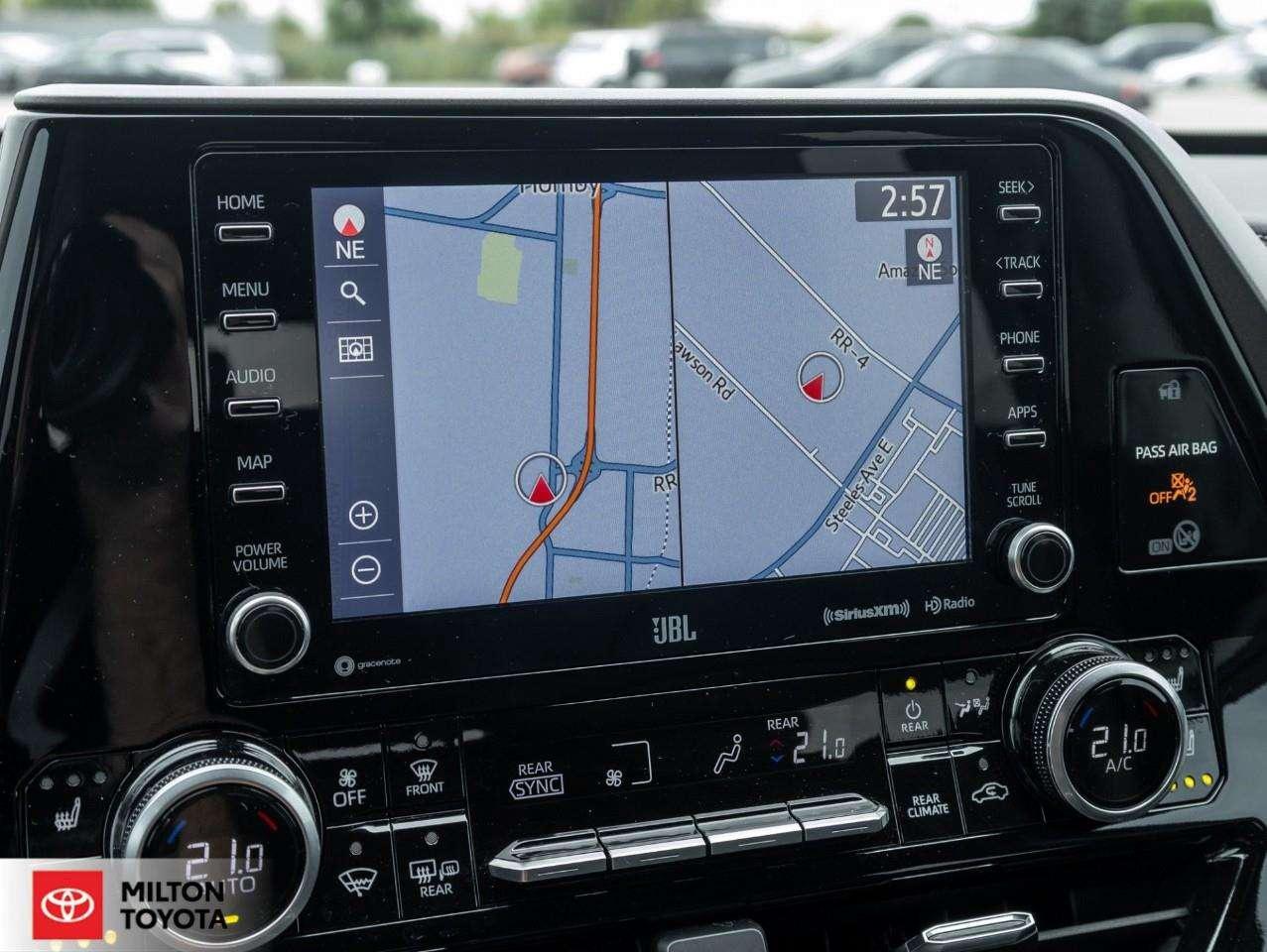 2021 Toyota Highlander LEATHER JBL SOUND NAVIGATION PANORAMIC SUNROOF ONE OWNER Limited Photo