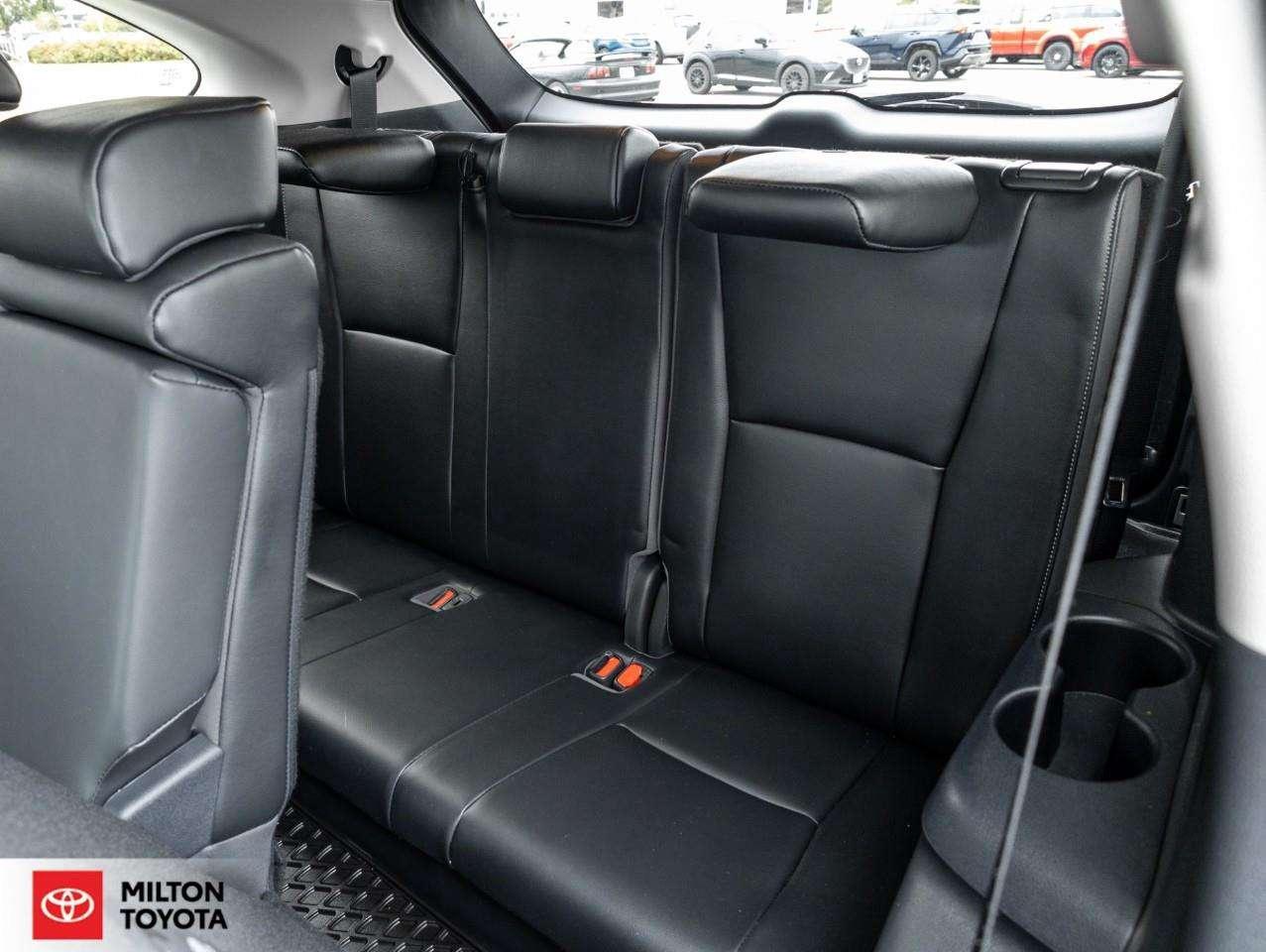 2021 Toyota Highlander LEATHER JBL SOUND NAVIGATION PANORAMIC SUNROOF ONE OWNER Limited Photo