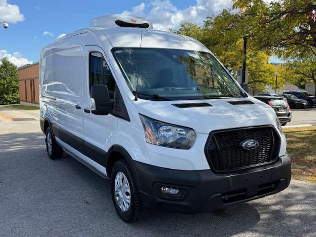 2023 Ford Transit Cargo Van Reefer Refrigerator StanbyPlug T350 CleanCarfax Photo