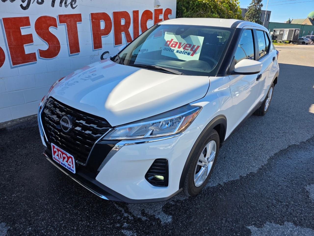 2024 Nissan Kicks S 4dr Front-Wheel Drive Photo0