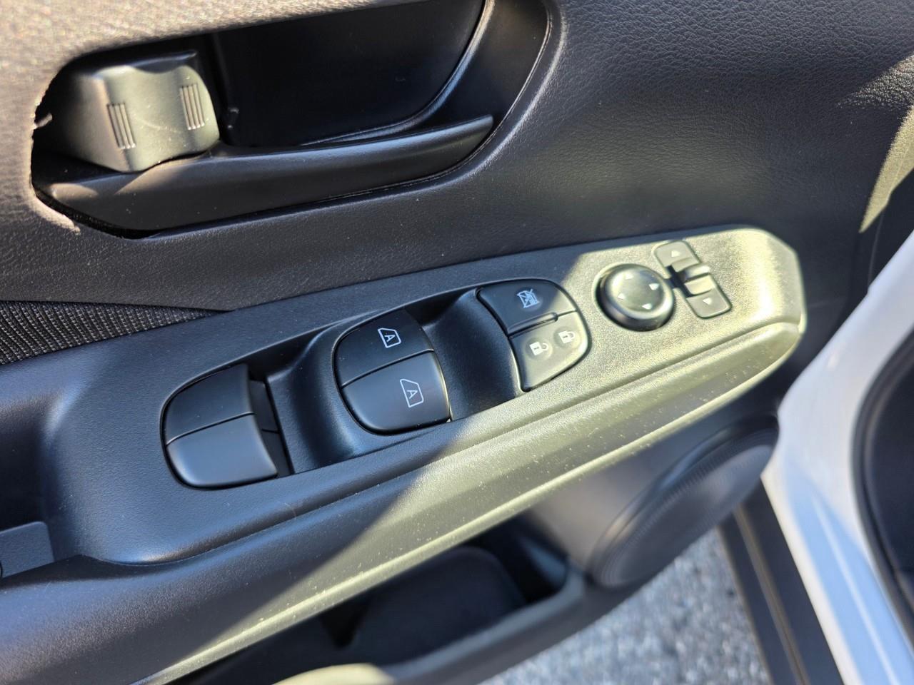 2024 Nissan Kicks S 4dr Front-Wheel Drive Photo