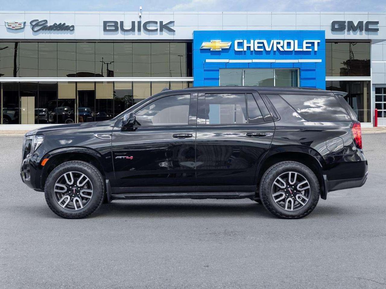 2021 GMC Yukon 4WD 4dr AT4 Photo