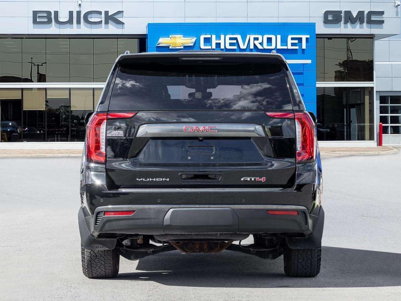 2021 GMC Yukon 4WD 4dr AT4 Photo