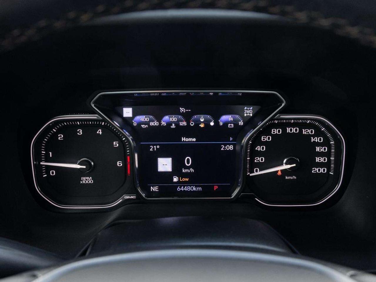 2021 GMC Yukon 4WD 4dr AT4 Photo