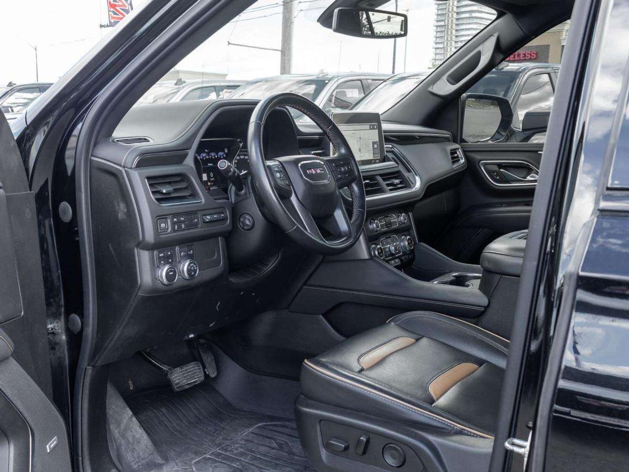 2021 GMC Yukon 4WD 4dr AT4 Photo