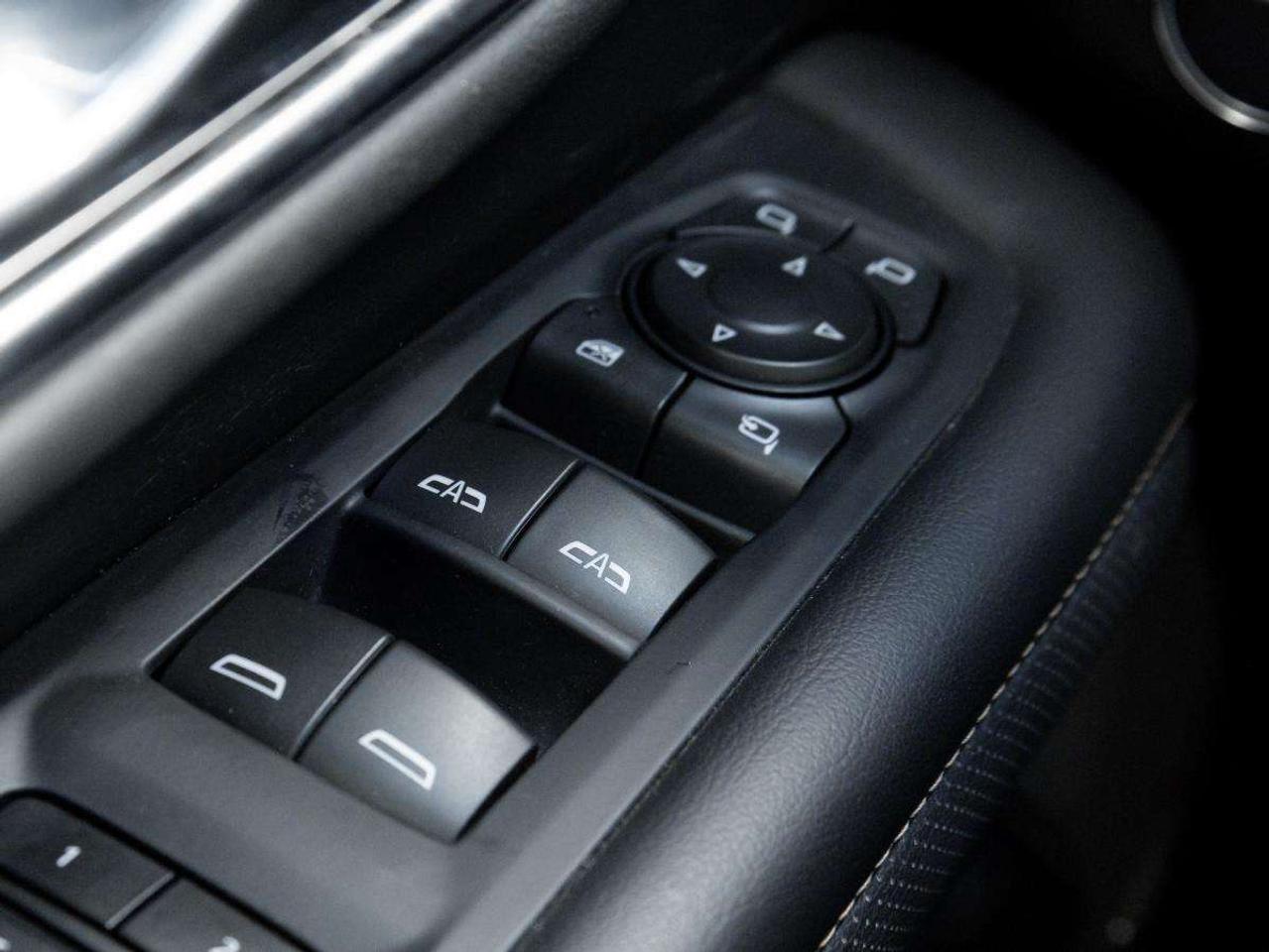 2021 GMC Yukon 4WD 4dr AT4 Photo