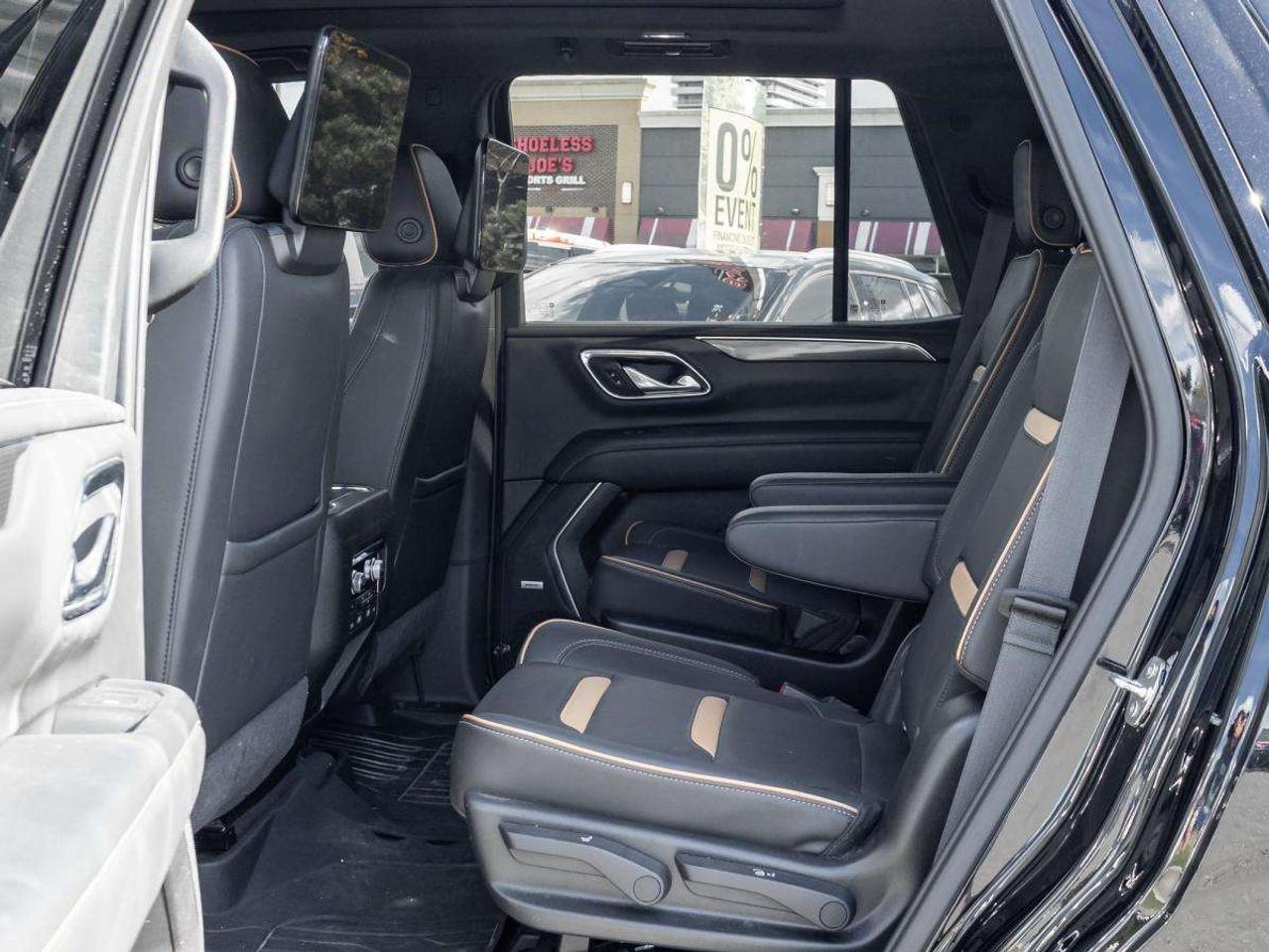 2021 GMC Yukon 4WD 4dr AT4 Photo