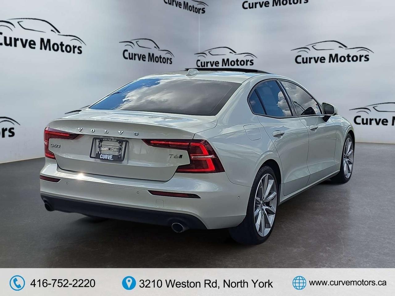 2019 Volvo S60 T6 AWD * NO ACCIDENTS / FULL SERVICE HISTORY / CARPLAY / PANORAMIC Photo