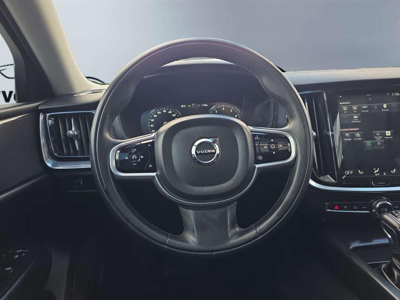 2019 Volvo S60 T6 AWD * NO ACCIDENTS / FULL SERVICE HISTORY / CARPLAY / PANORAMIC Photo