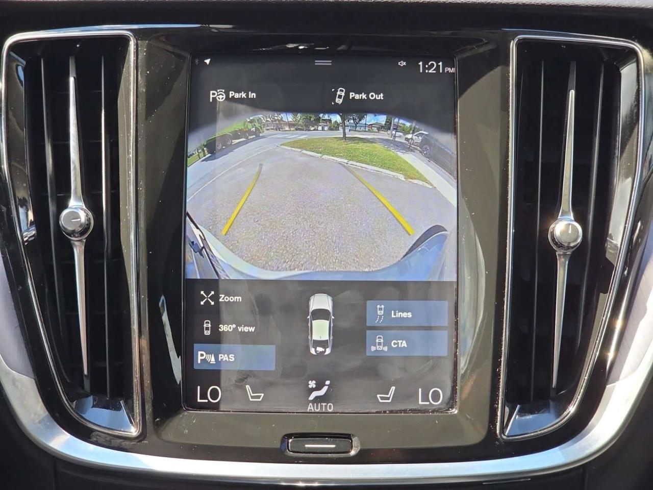 2019 Volvo S60 T6 AWD * NO ACCIDENTS / FULL SERVICE HISTORY / CARPLAY / PANORAMIC Photo