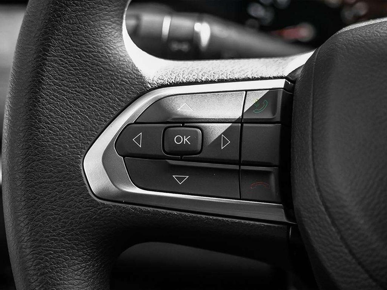 2025 Jeep Compass Sport Photo