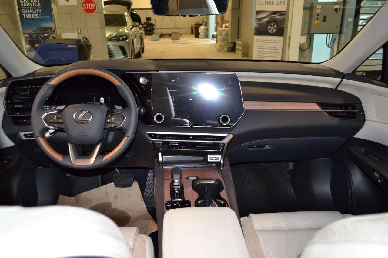 2026 Lexus RX 350H EXECUTIVE Photo2